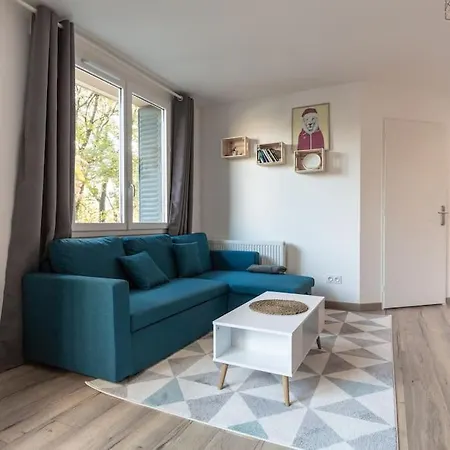 Апартаменты L'aigle, Bel Proche Centre Et Parking *