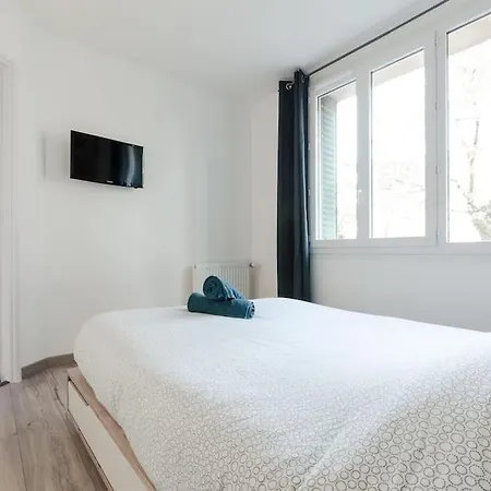 Apartment L'aigle, Bel Proche Centre Et Parking